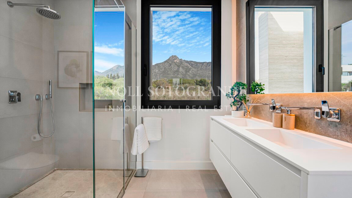 Villa for sale in Altos de Salamanca, Marbella Golden Mile