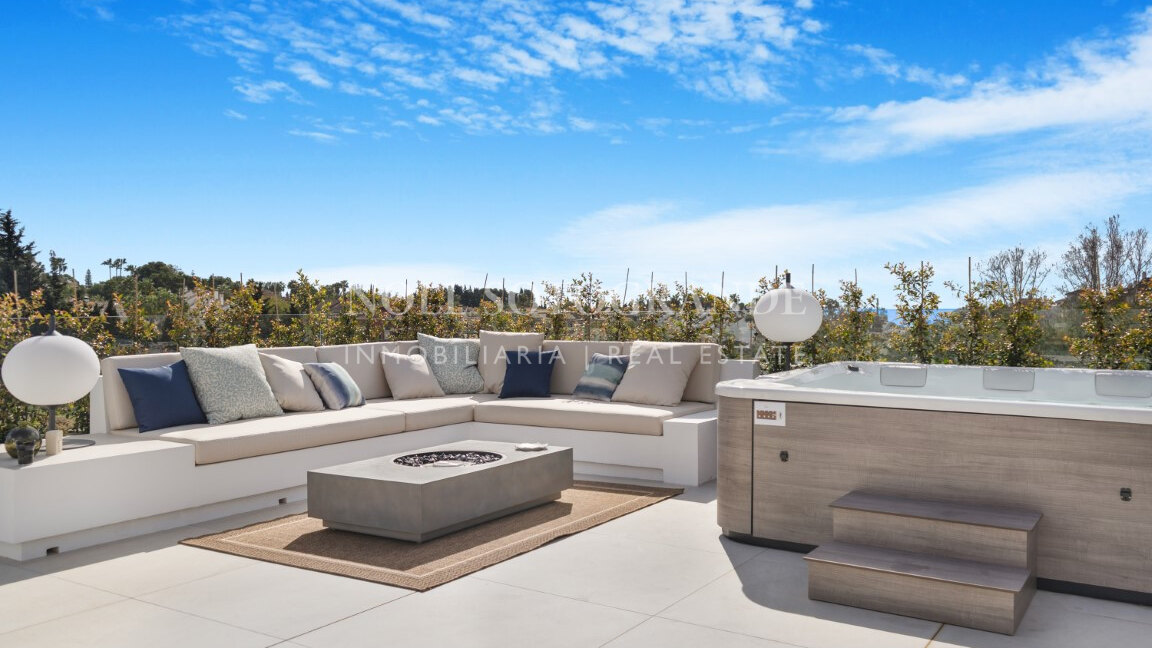 Villa for sale in Altos de Salamanca, Marbella Golden Mile