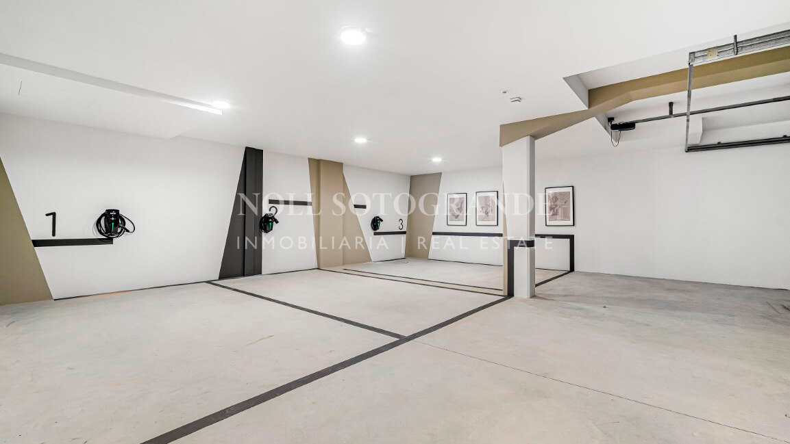 Villa for sale in Altos de Salamanca, Marbella Golden Mile