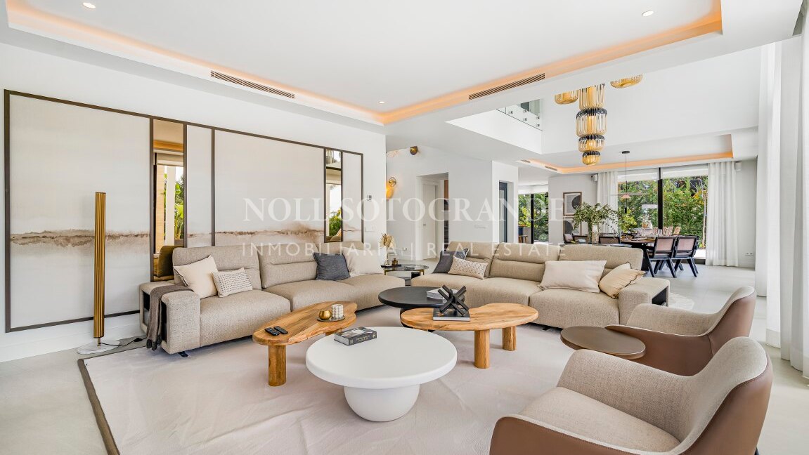 Villa for sale in Altos de Salamanca, Marbella Golden Mile