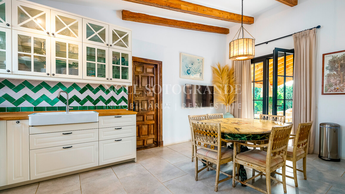 Villa for sale in Guadalmina Alta, San Pedro de Alcantara