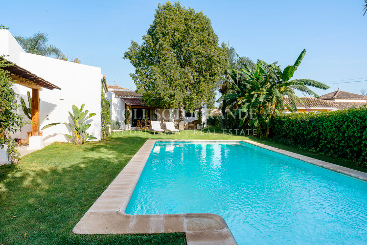 Villa for sale in Guadalmina Alta, San Pedro de Alcantara