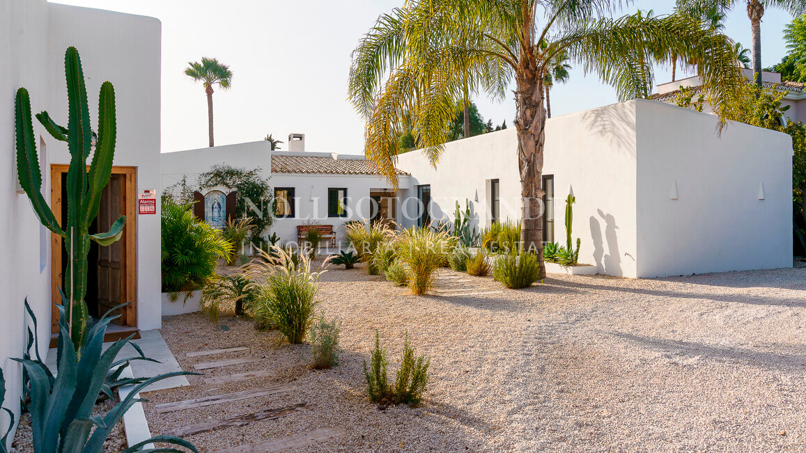 Villa for sale in Guadalmina Alta, San Pedro de Alcantara