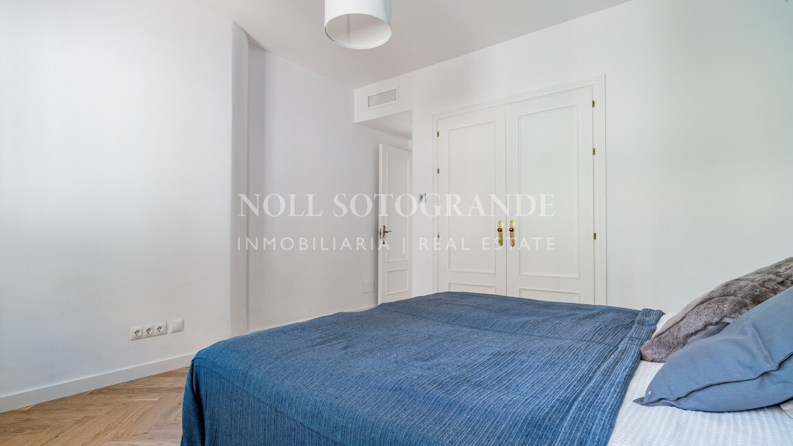 South facing penthouse with panoramic views at the highest point in Nueva Andalucia´s Golf Valley, Marbella