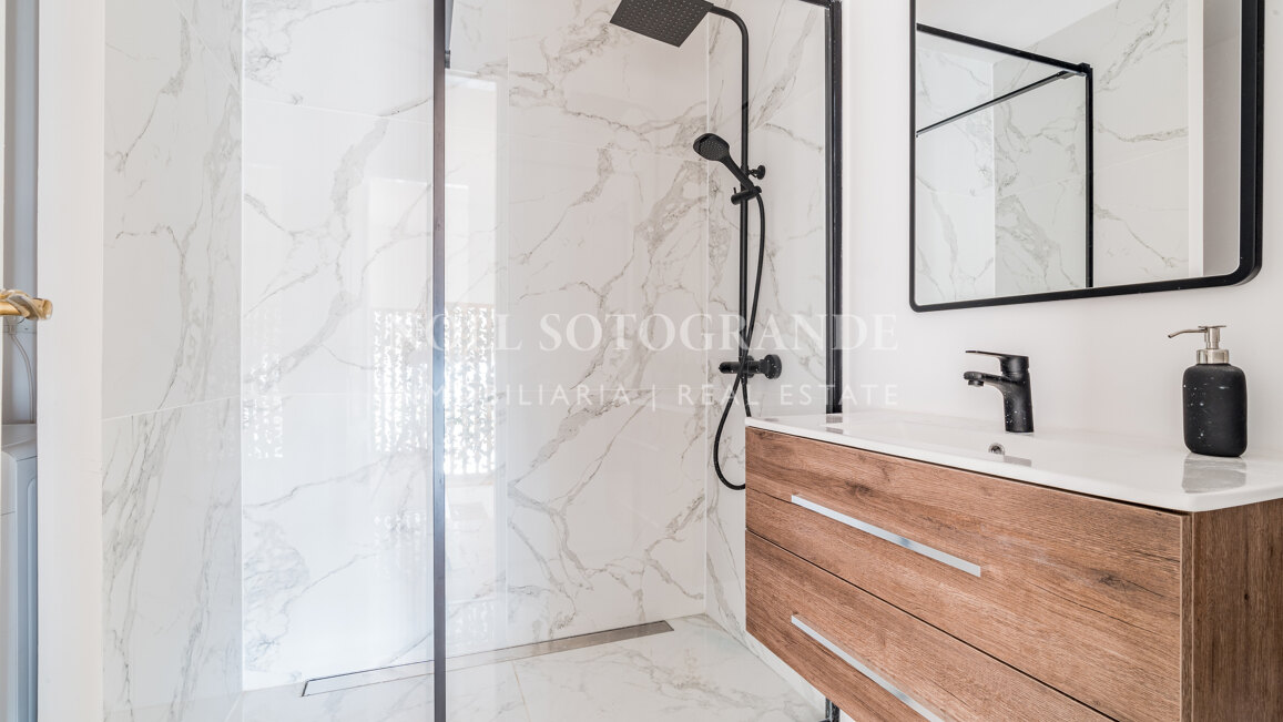 South facing penthouse with panoramic views at the highest point in Nueva Andalucia´s Golf Valley, Marbella