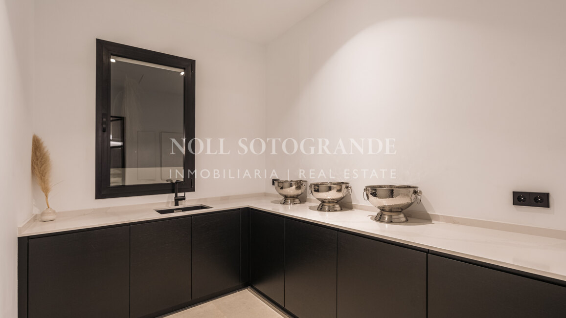 Villa zum Verkauf in Los Flamingos, Benahavis