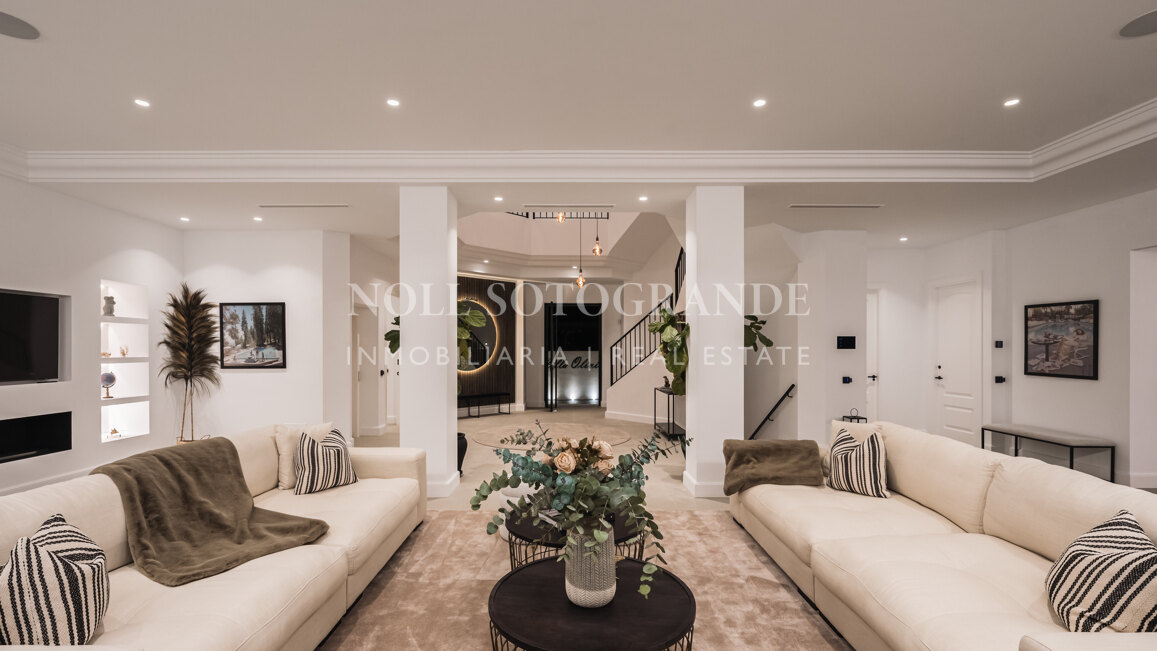 Villa zum Verkauf in Los Flamingos, Benahavis