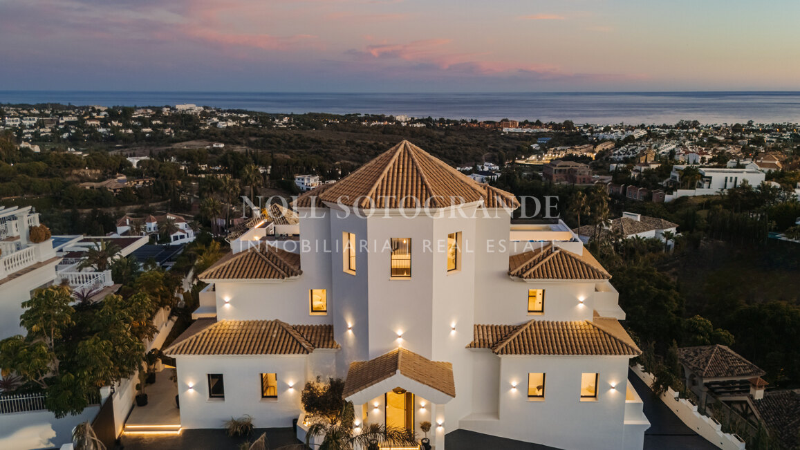 Villa zum Verkauf in Los Flamingos, Benahavis