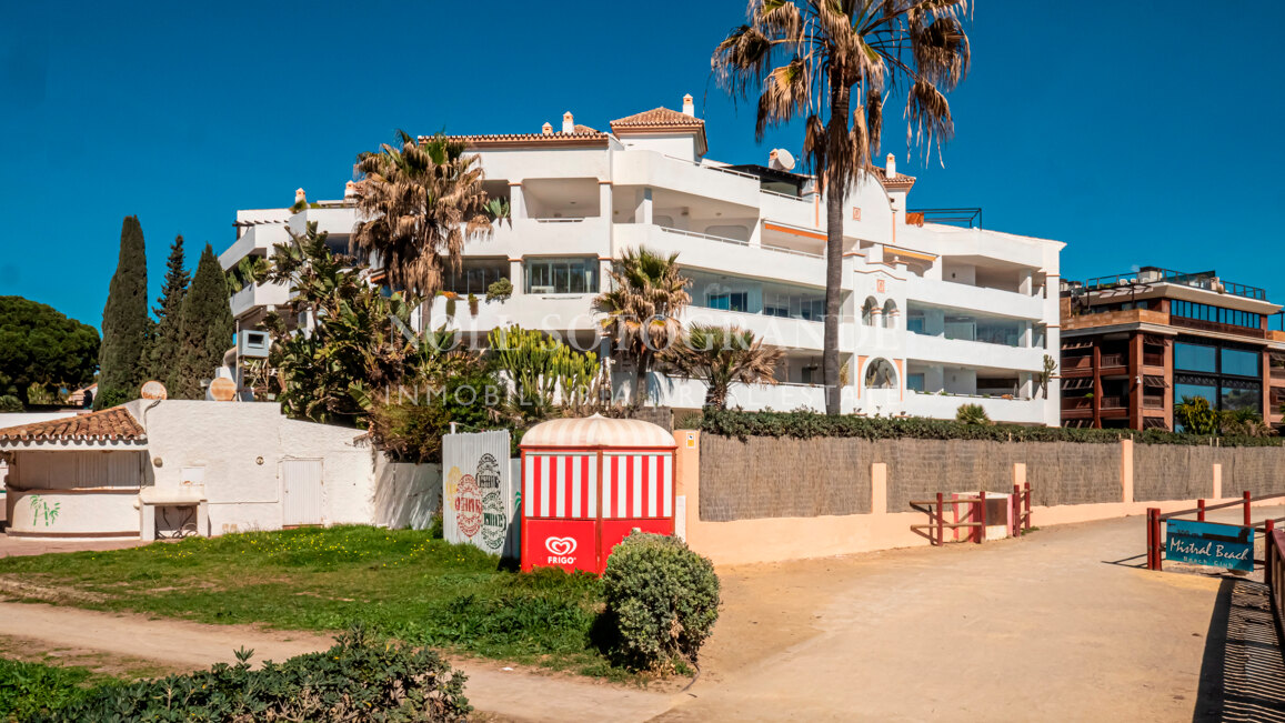 Frontline beach Marbella apartment with sea views within walking distance to Puerto Banus and the beach