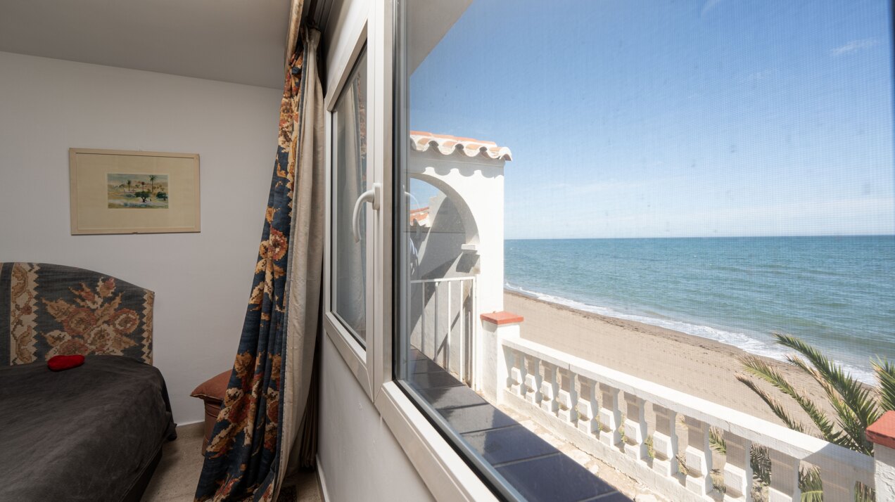 Charming 'on the beach' 4 bedroom villa is perfect renovation project for any clever investor!
