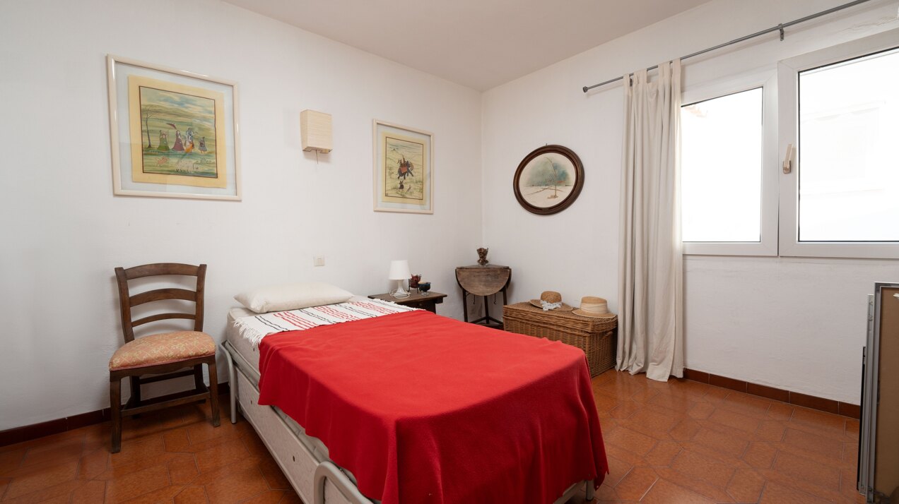 Charming 'on the beach' 4 bedroom villa is perfect renovation project for any clever investor!