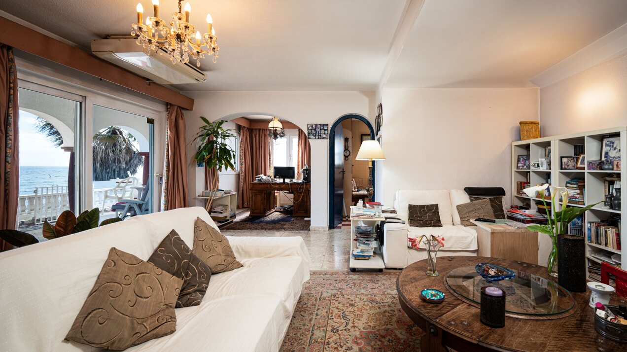 Charming 'on the beach' 4 bedroom villa is perfect renovation project for any clever investor!
