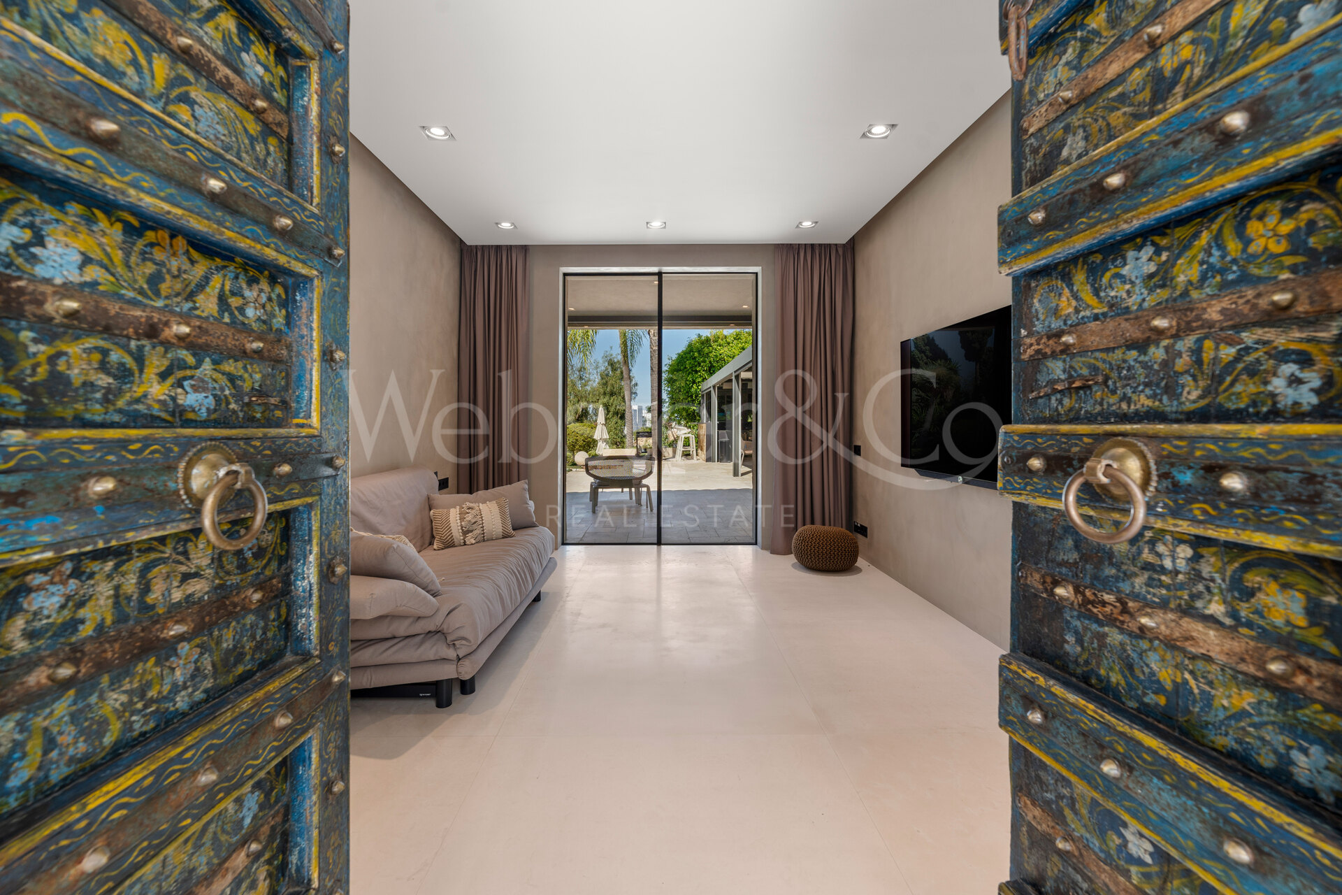 Villa Ibiza – Casa de Ensueño en Río Real, Marbella