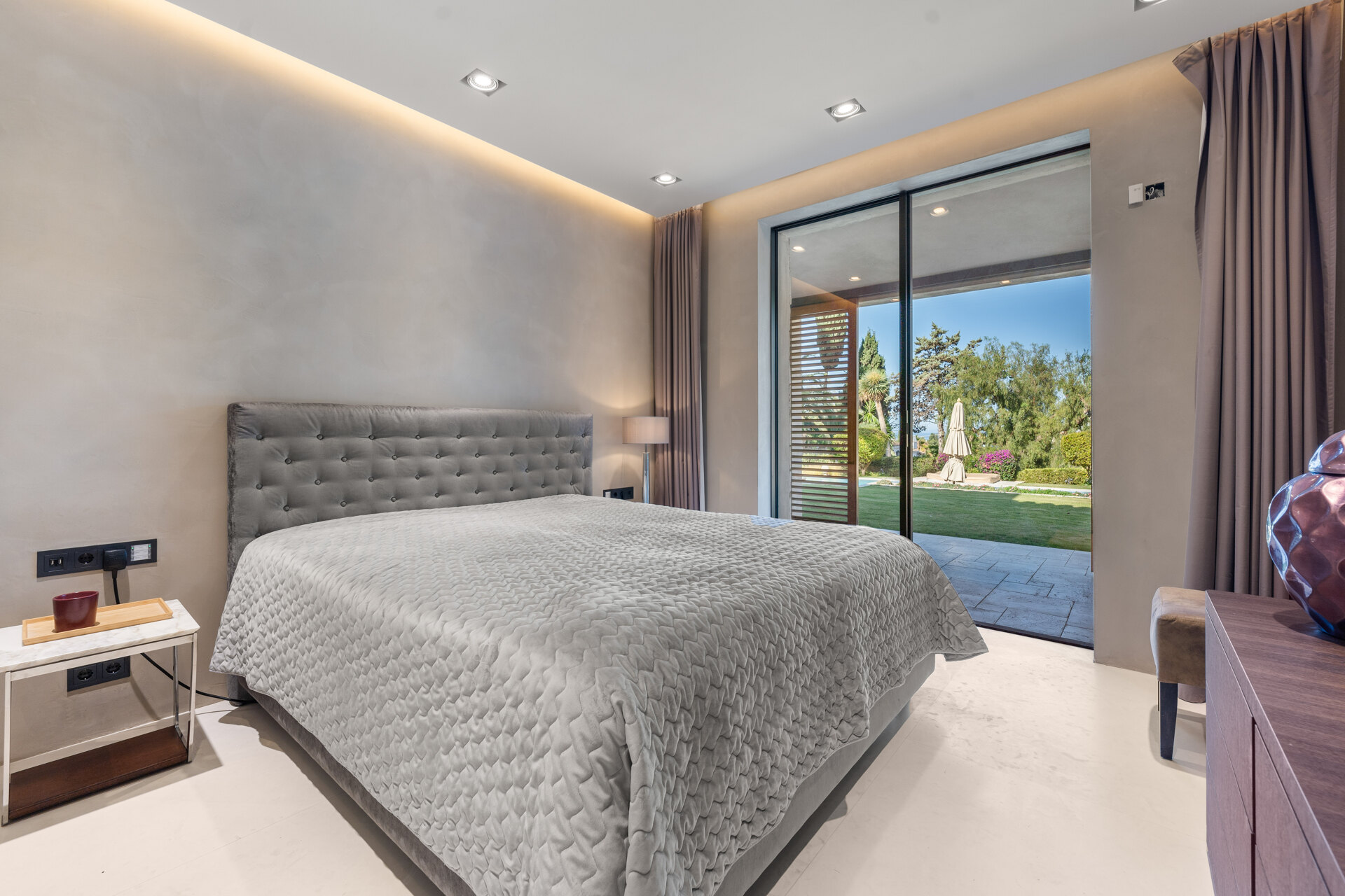 Stunning luxurious 'mini' mansion sits in heart of leafy urban oasis on the edge of Marbella.