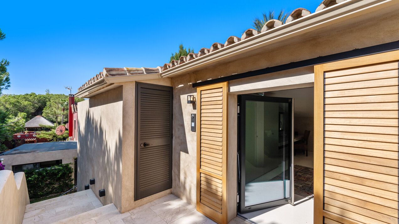 Stunning luxurious 'mini' mansion sits in heart of leafy urban oasis on the edge of Marbella.