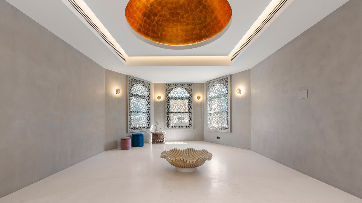 Stunning luxurious 'mini' mansion sits in heart of leafy urban oasis on the edge of Marbella.