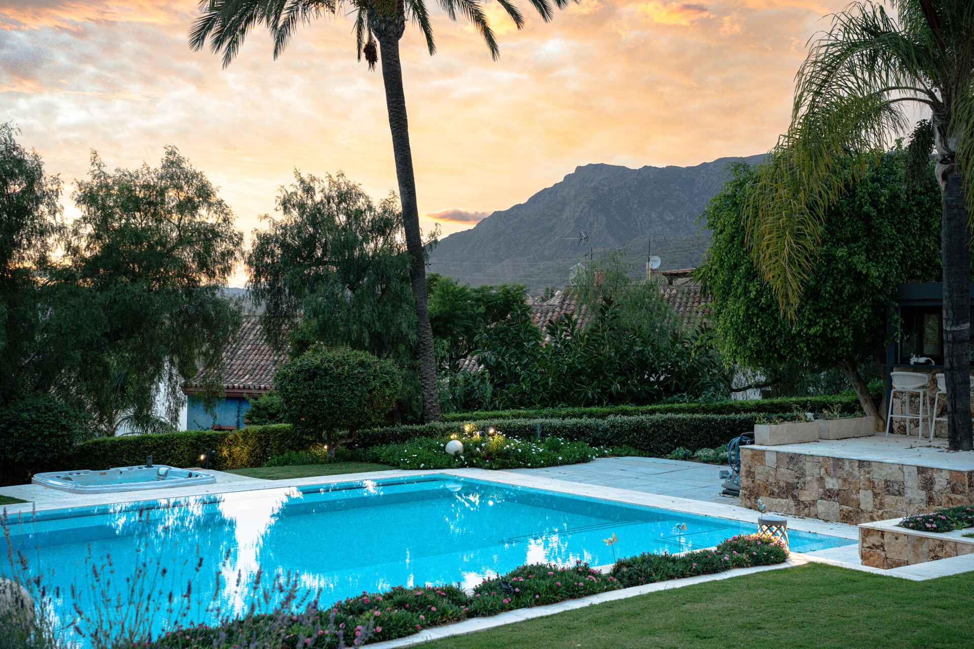 Stunning luxurious 'mini' mansion sits in heart of leafy urban oasis on the edge of Marbella.