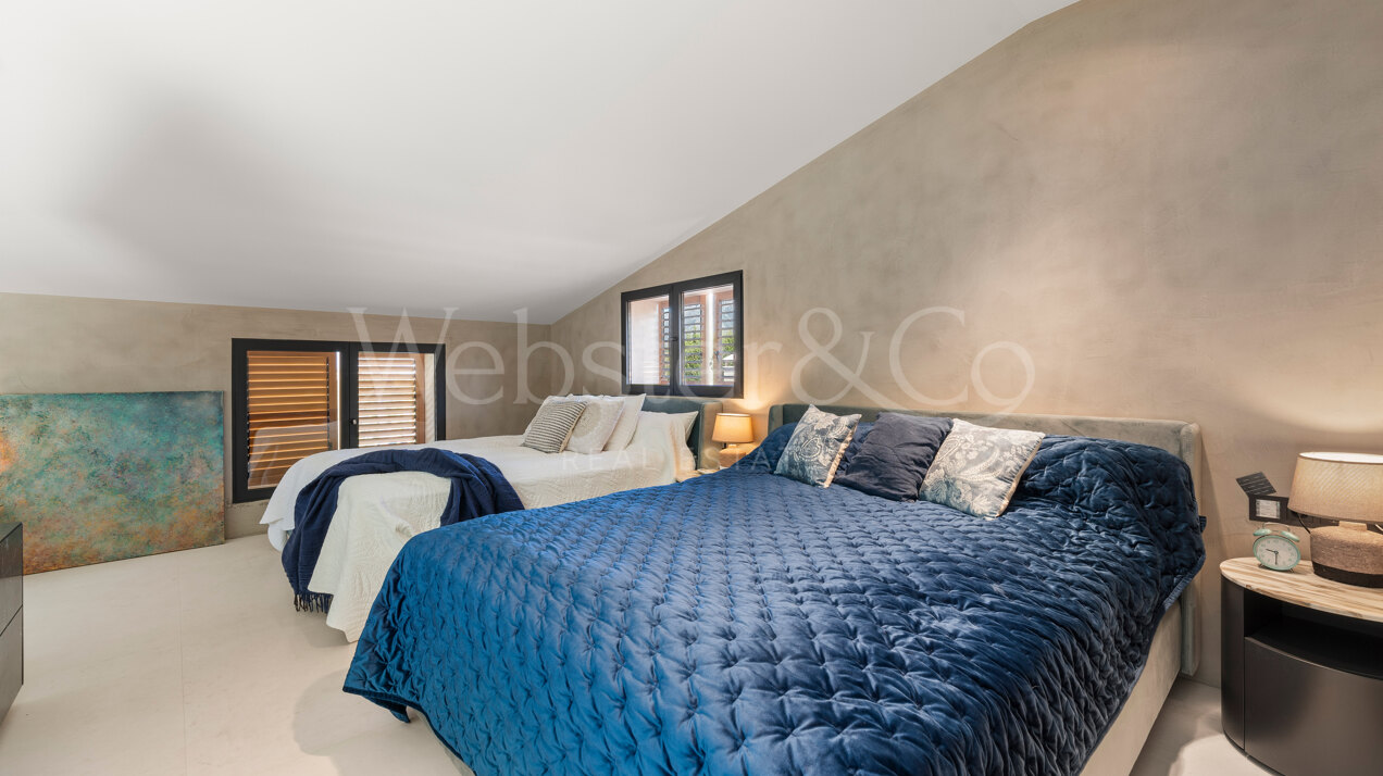 Villa Ibiza - Dream Residence in Rio Real, Marbella