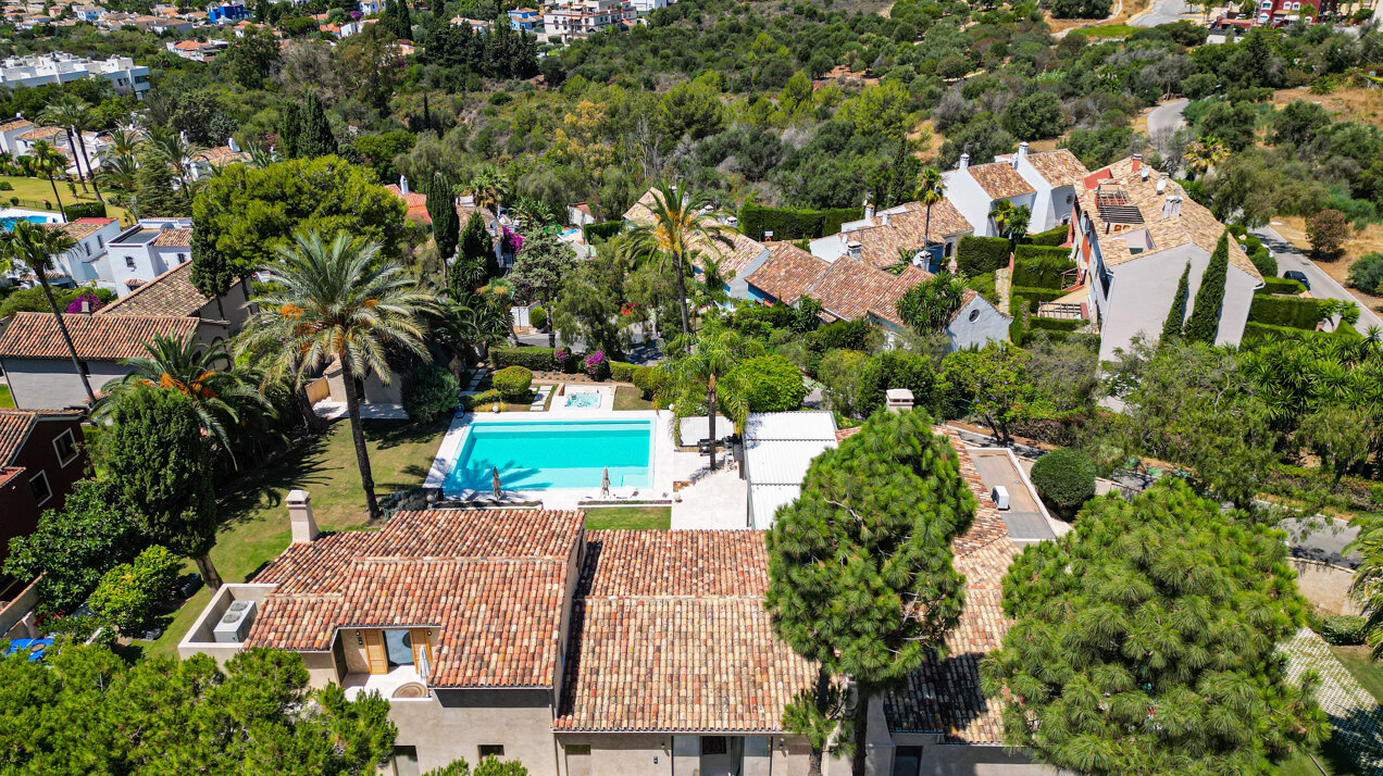 Stunning luxurious 'mini' mansion sits in heart of leafy urban oasis on the edge of Marbella.