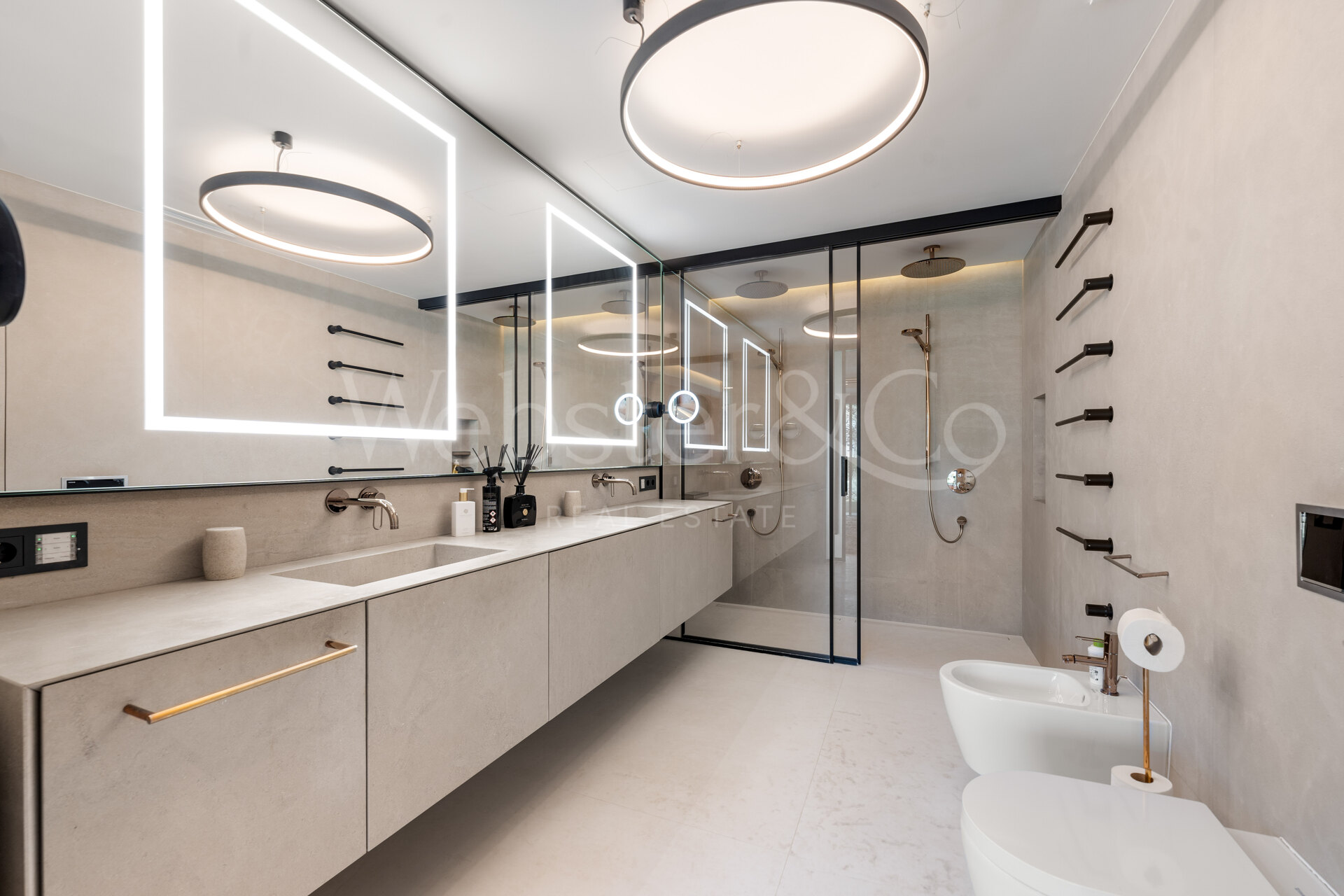 Villa Ibiza – Casa de Ensueño en Río Real, Marbella