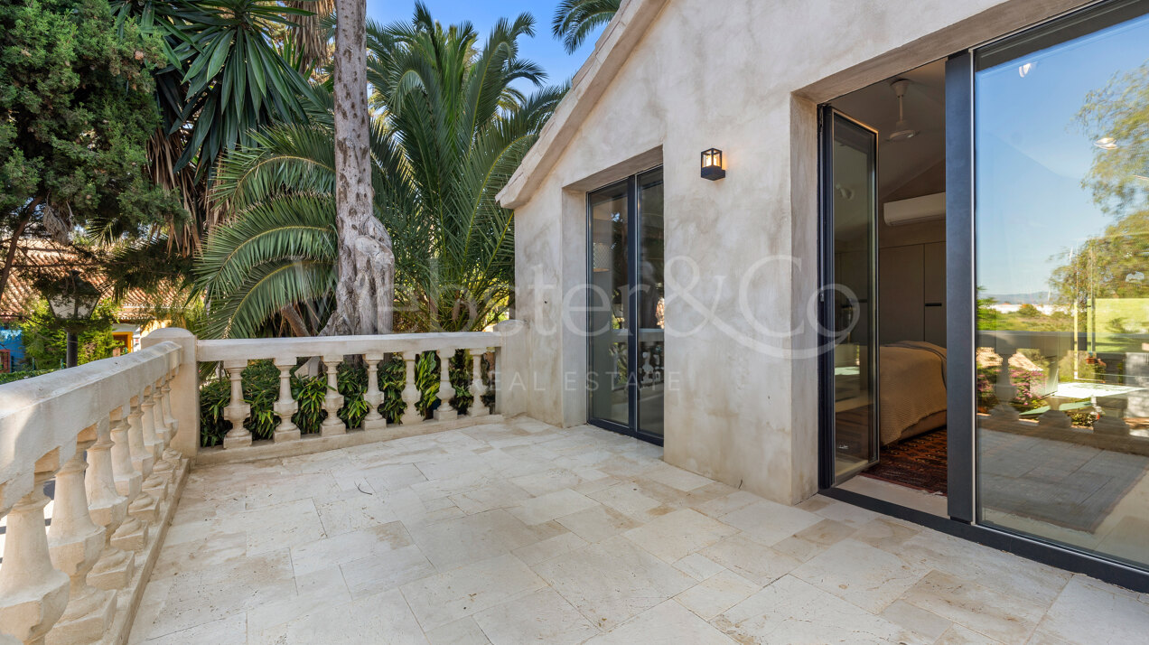 Villa Ibiza - Dream Residence in Rio Real, Marbella
