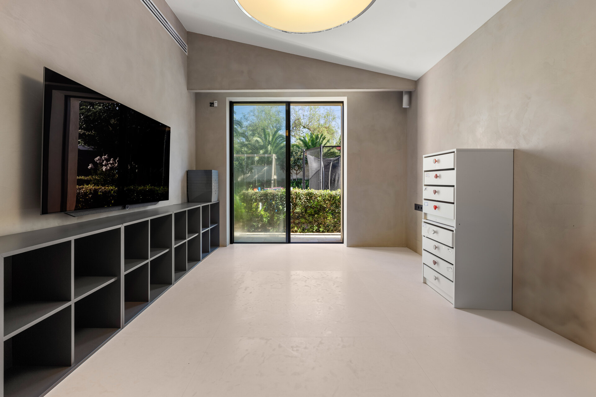 Stunning luxurious 'mini' mansion sits in heart of leafy urban oasis on the edge of Marbella.