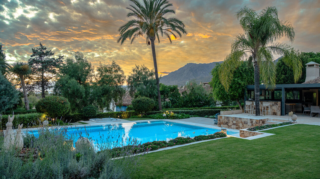 Stunning luxurious 'mini' mansion sits in heart of leafy urban oasis on the edge of Marbella.