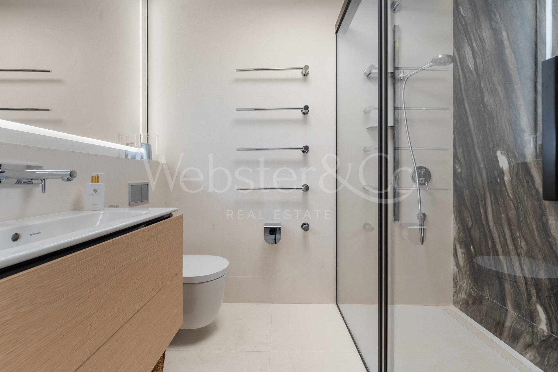 Villa Ibiza – Casa de Ensueño en Río Real, Marbella