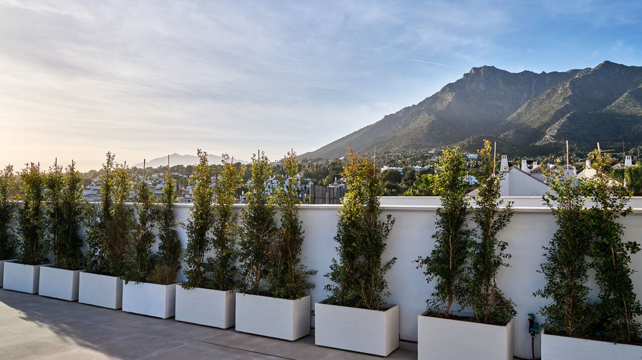 New & luxurious development of new built villas boasting 3 bedrooms and situated minutes from the heart of Marbella!