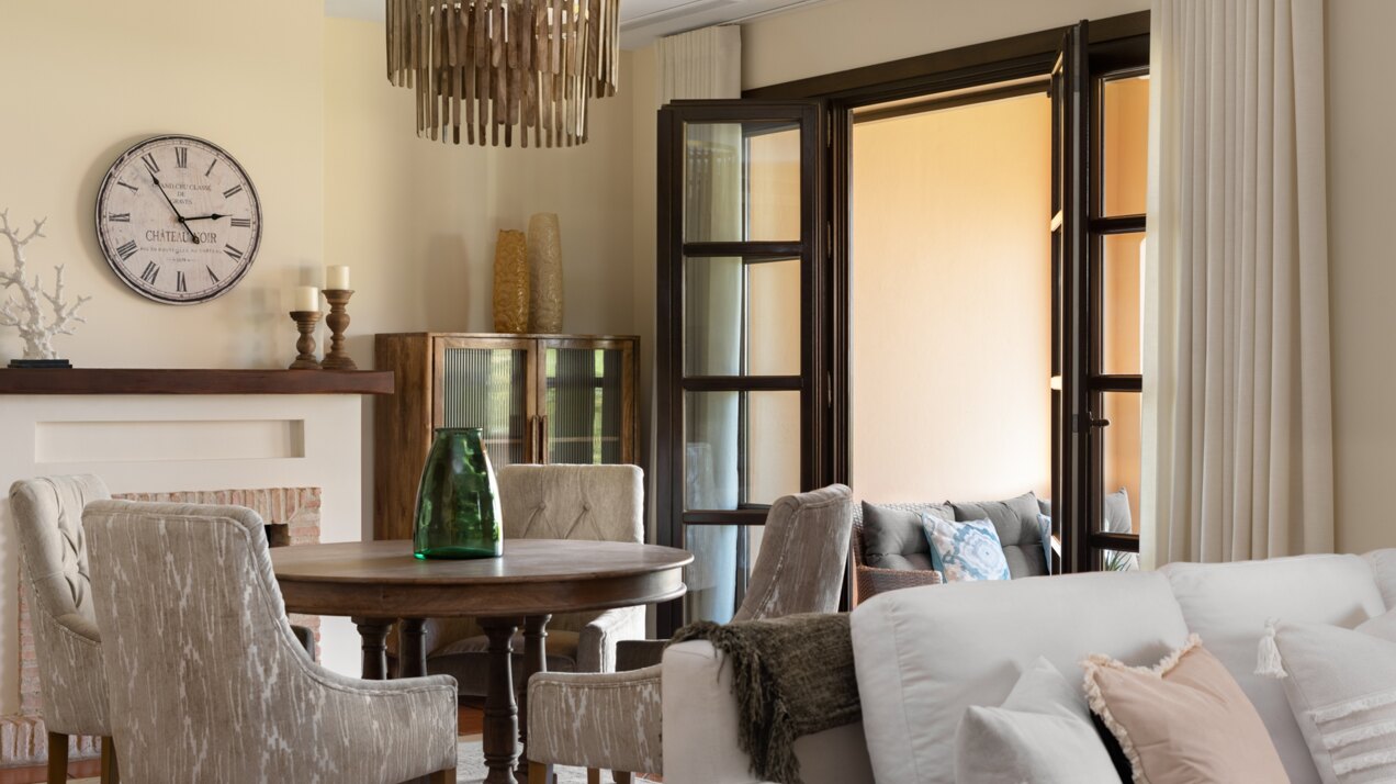 Exclusively designed Andalucian style cortijo 4 bedroom villa in the heart of Sotogrande