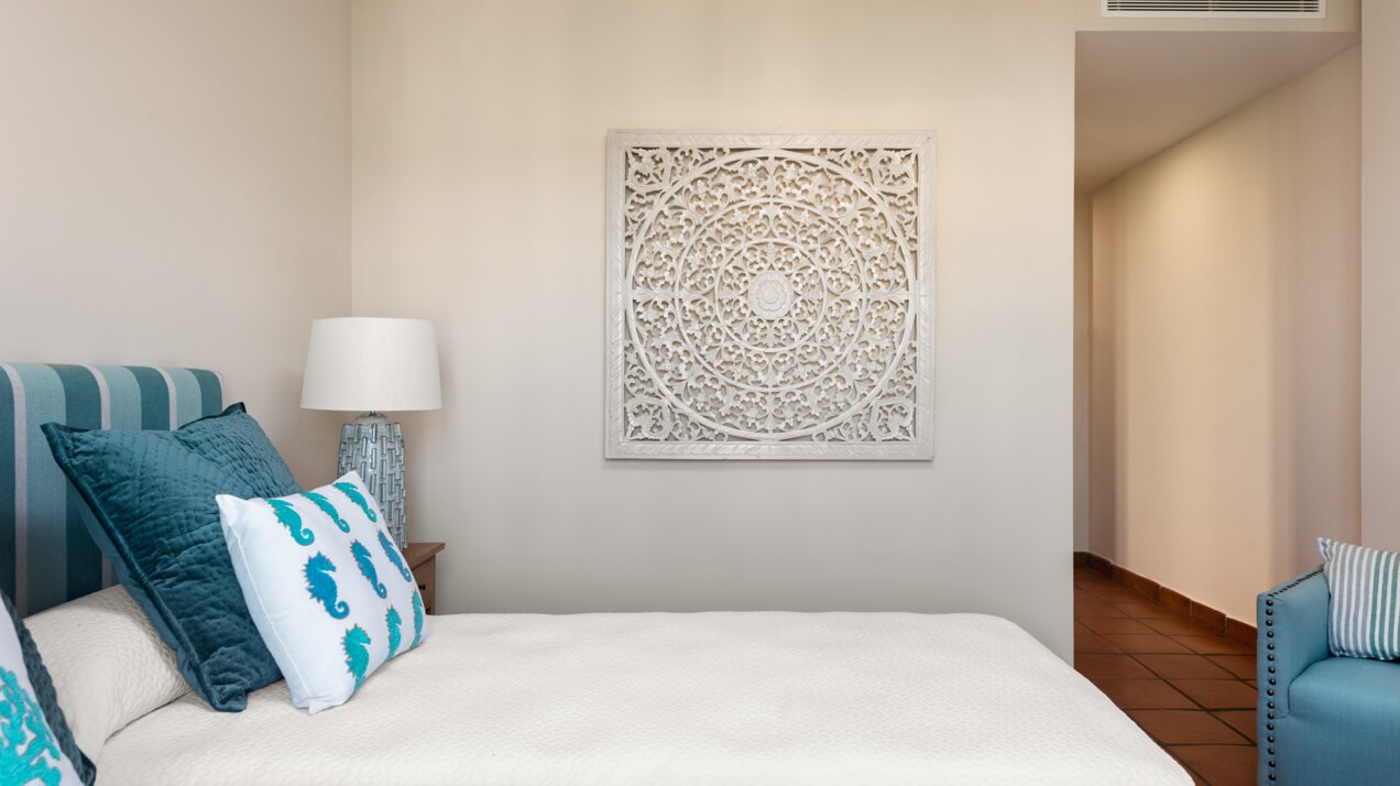 Exclusively designed Andalucian style cortijo 4 bedroom villa in the heart of Sotogrande