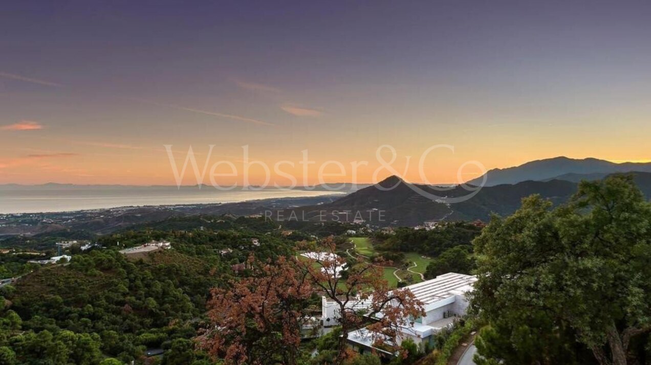 Villa Elegance - Grand Estate in La Zagaleta