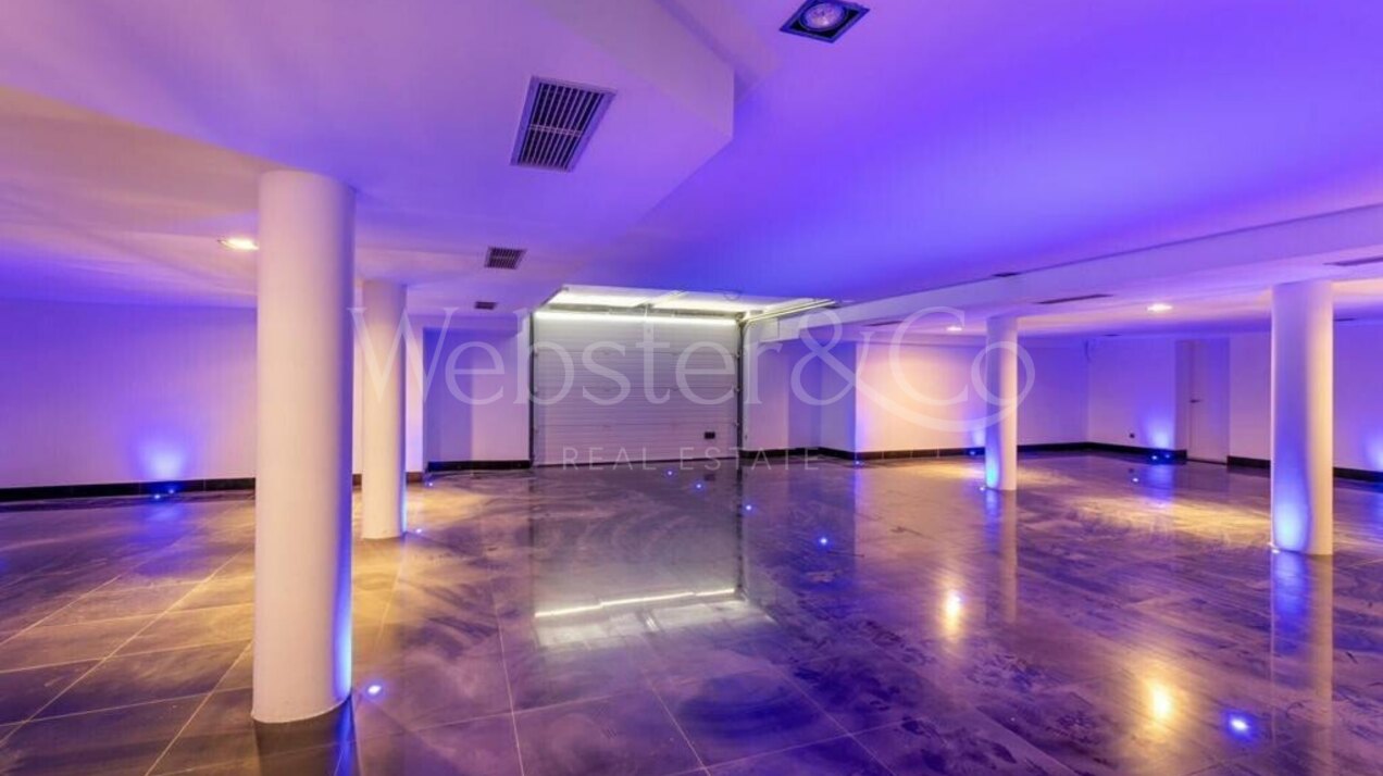 Villa Elegance - Grand Estate in La Zagaleta