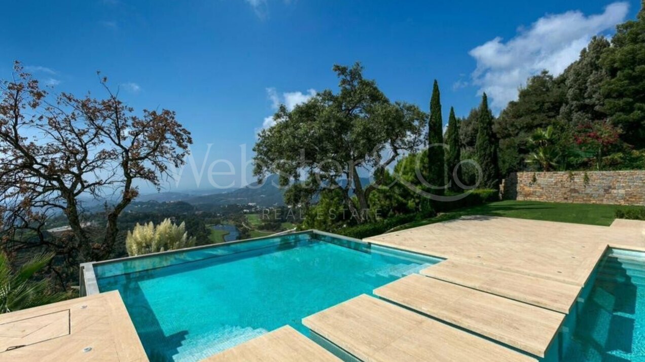 Villa Elegance - Grand Estate in La Zagaleta