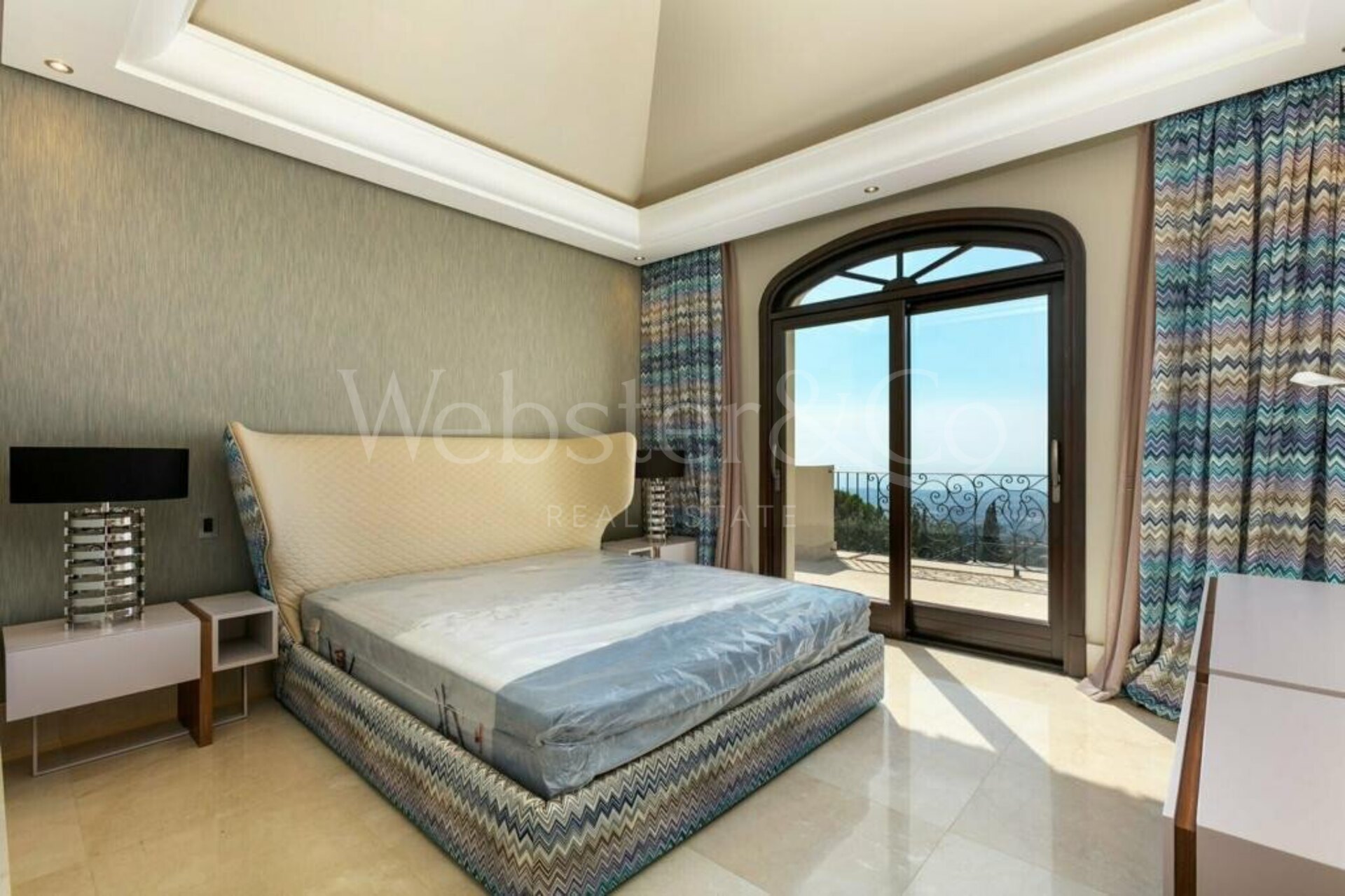 Villa Elegance - Grand Estate in La Zagaleta