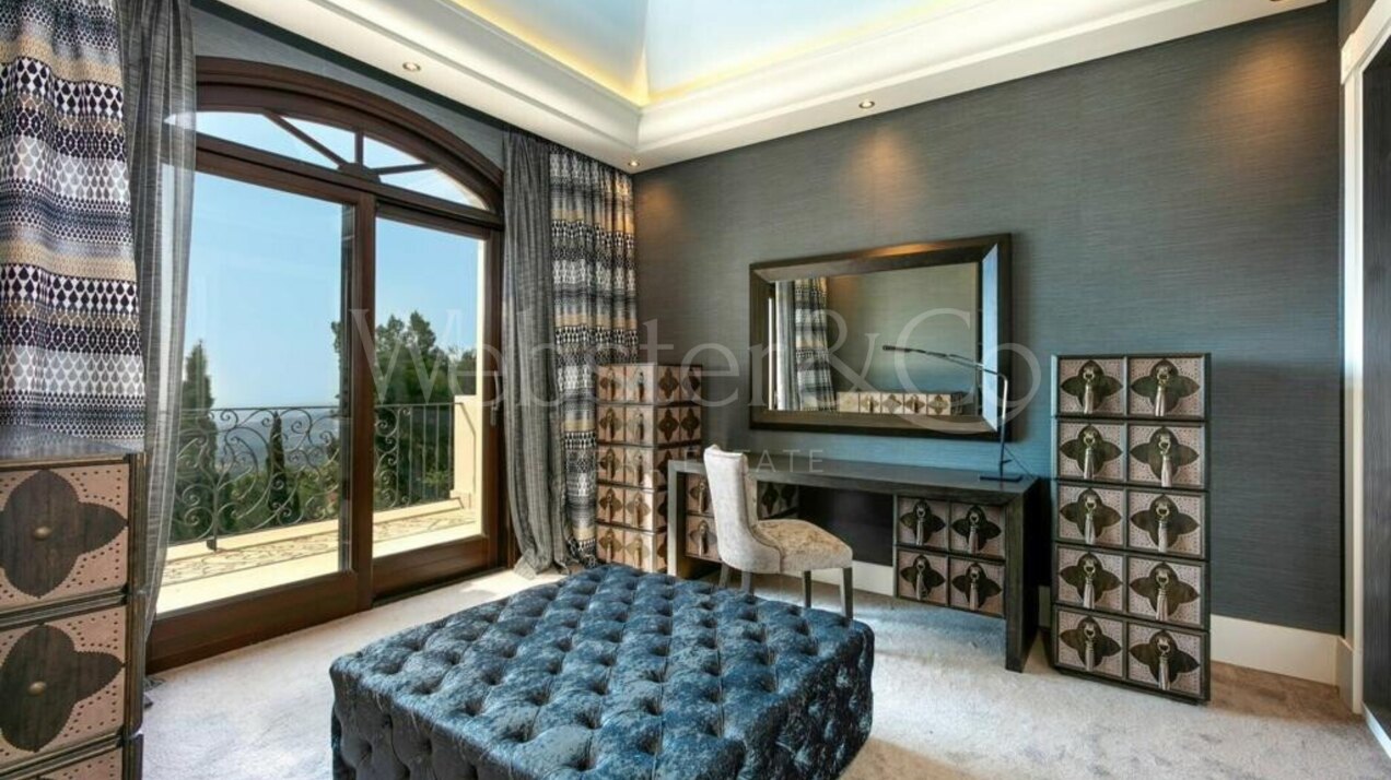 Villa Elegance - Grand Estate in La Zagaleta