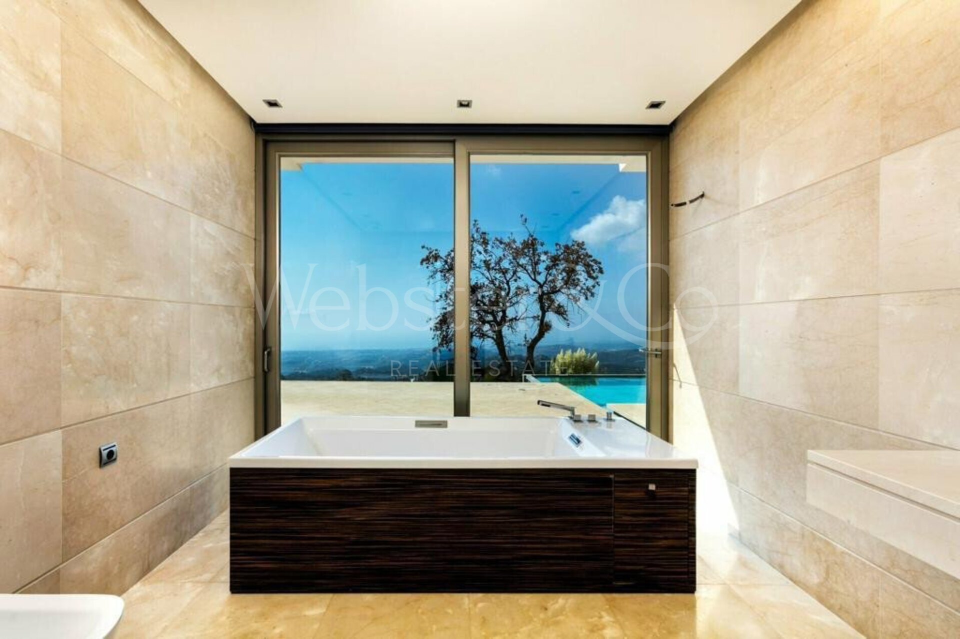 Villa Elegance - Grand Estate in La Zagaleta