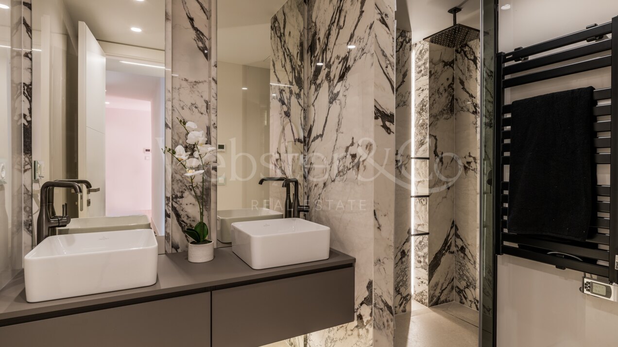 Apartment San Lucas - Frontline beach, Estepona