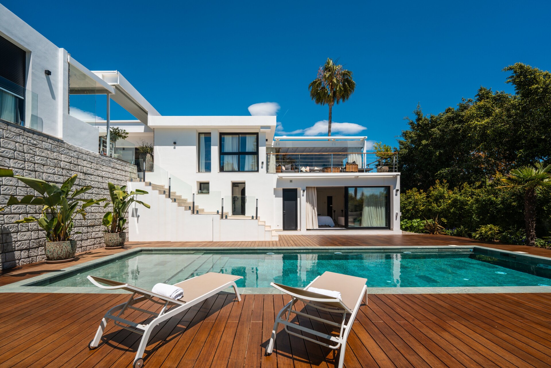 Impressive perfectly renovated villa exhibits exceptional style and charm in sought after El Rosario