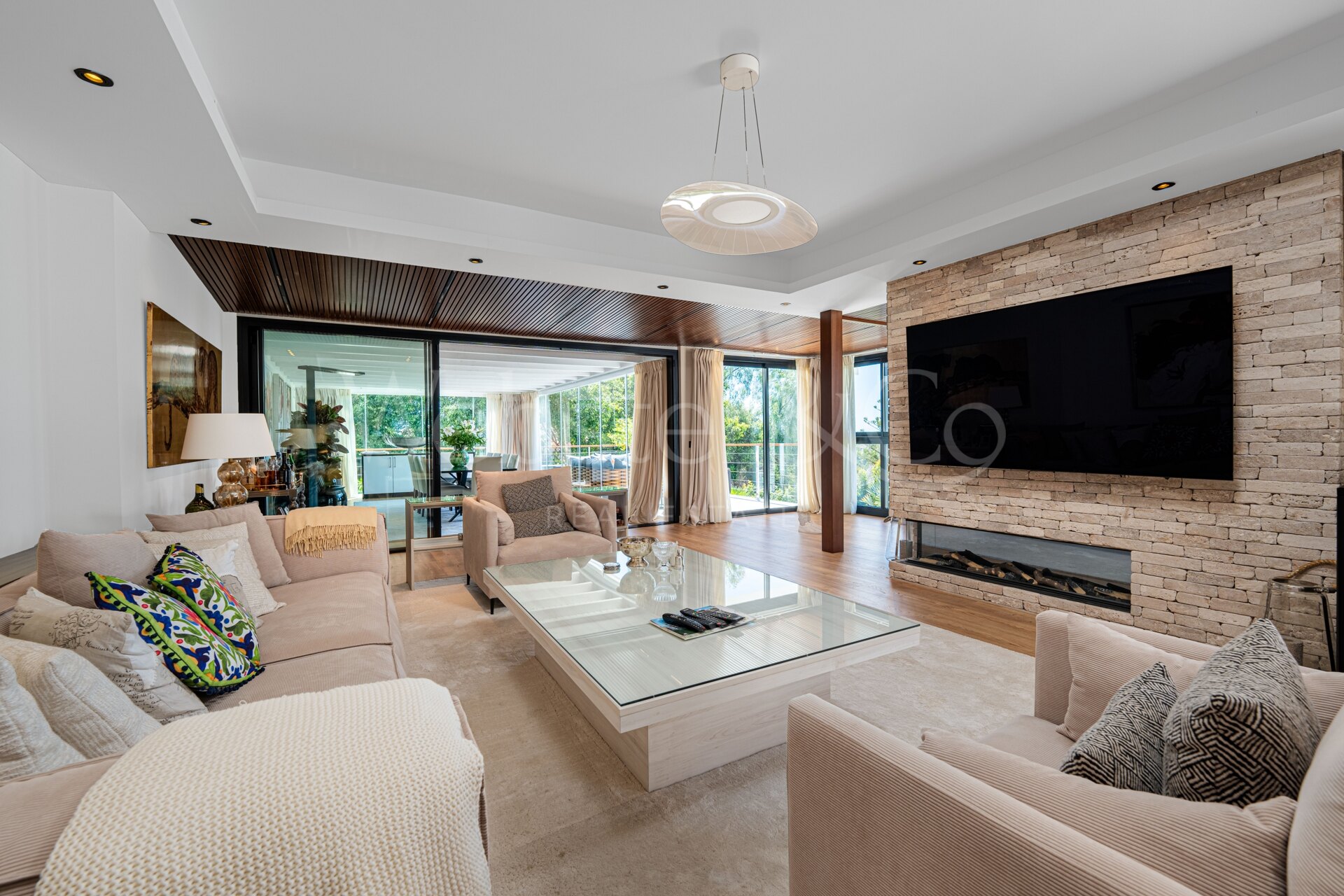 Villa Calata – Plenitud en El Rosario, Marbella