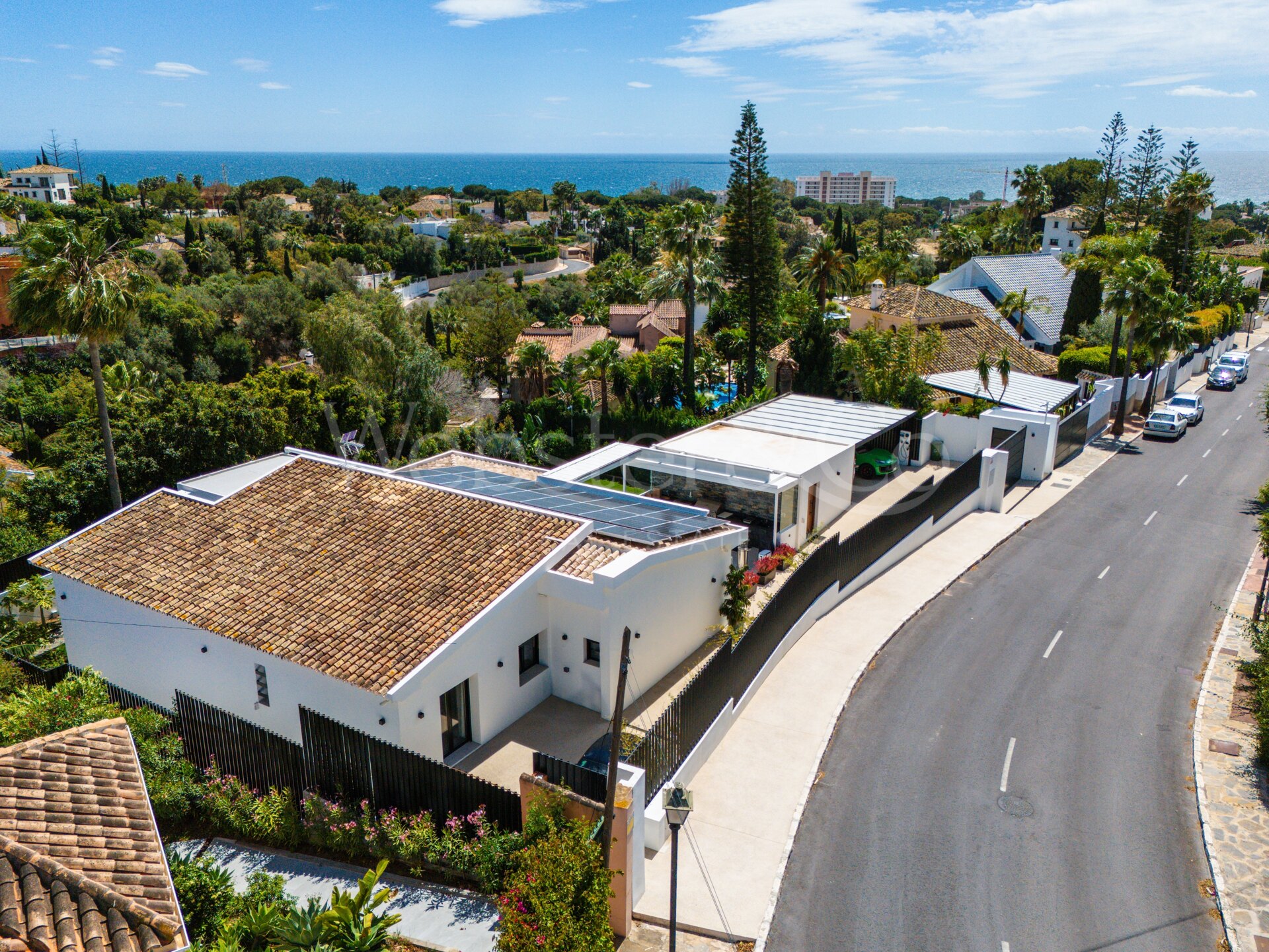 Villa Calata – Plenitud en El Rosario, Marbella