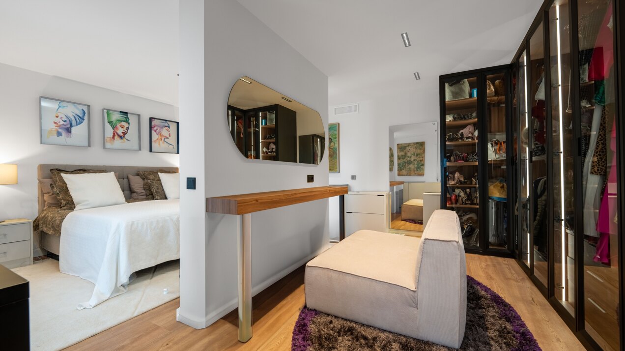 Impressive perfectly renovated villa exhibits exceptional style and charm in sought after El Rosario