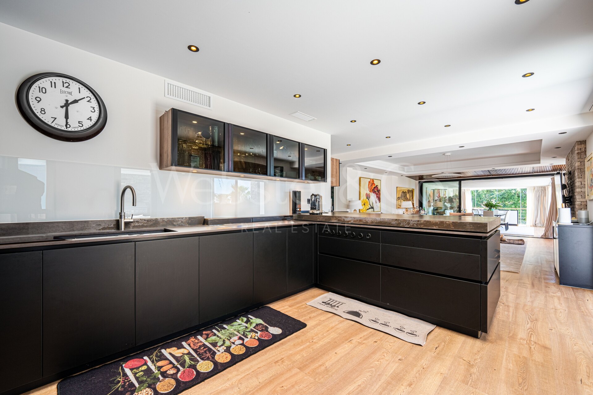 Villa Calata – Plenitud en El Rosario, Marbella