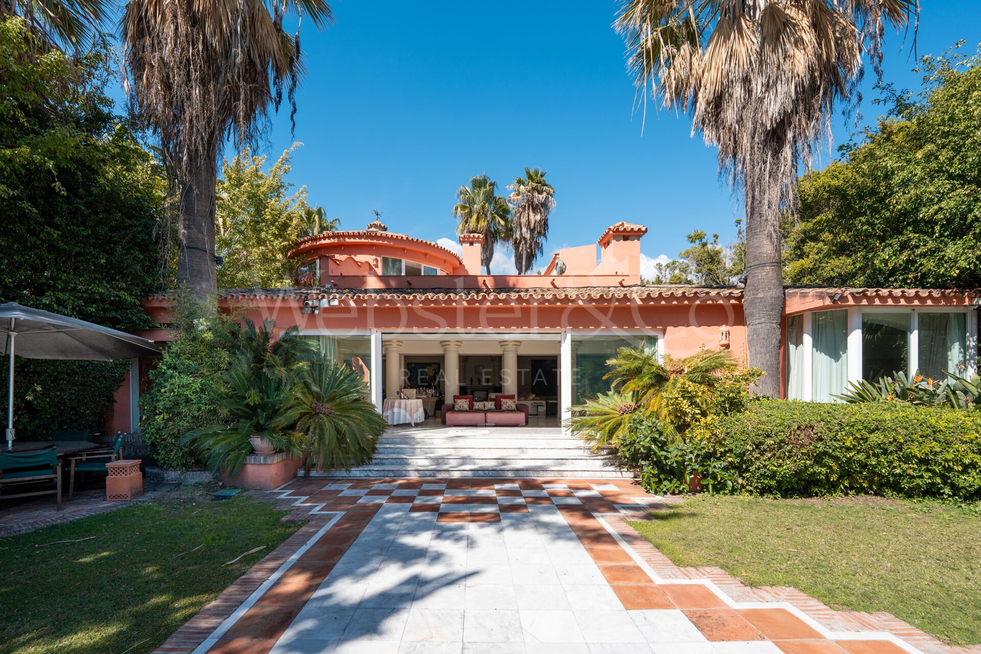 Villa Casares - Palatial Home in Nagüeles, Marbella