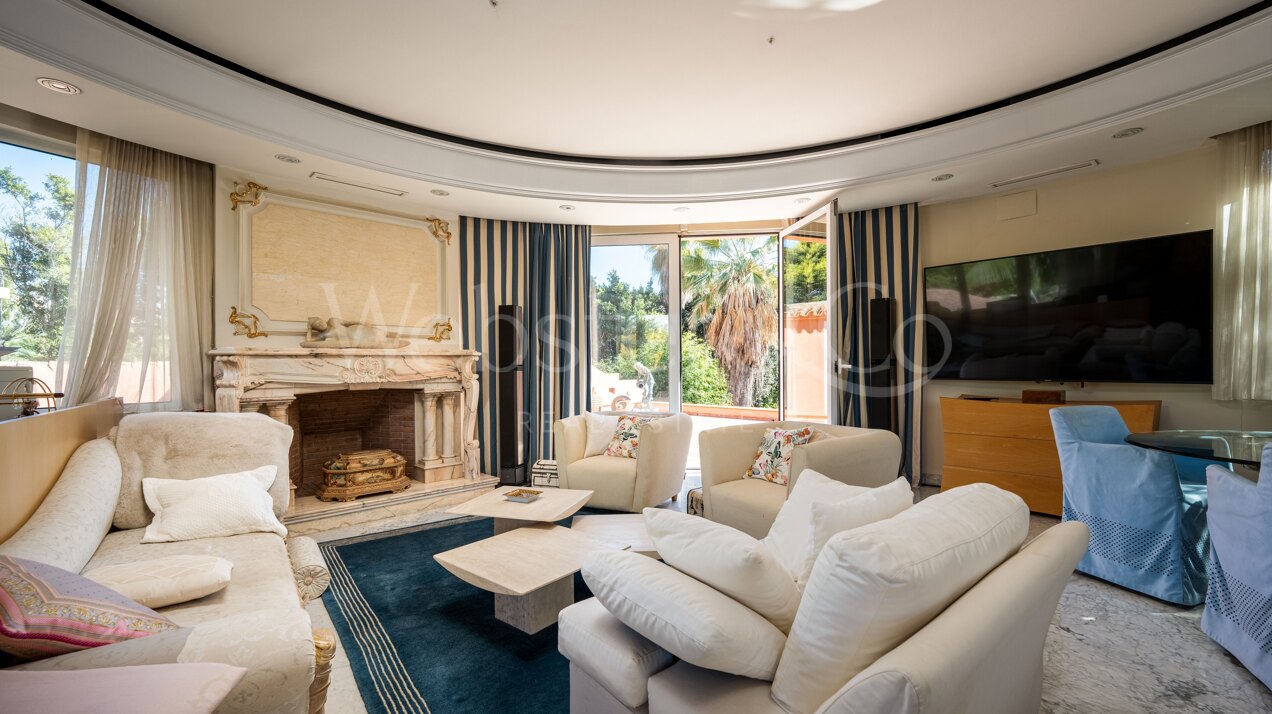 Villa Casares - Palatial Home in Nagüeles, Marbella