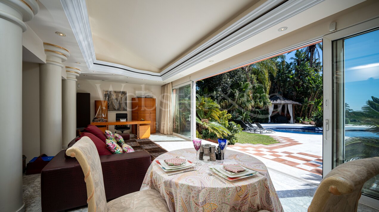 Villa Casares - Palatial Home in Nagüeles, Marbella