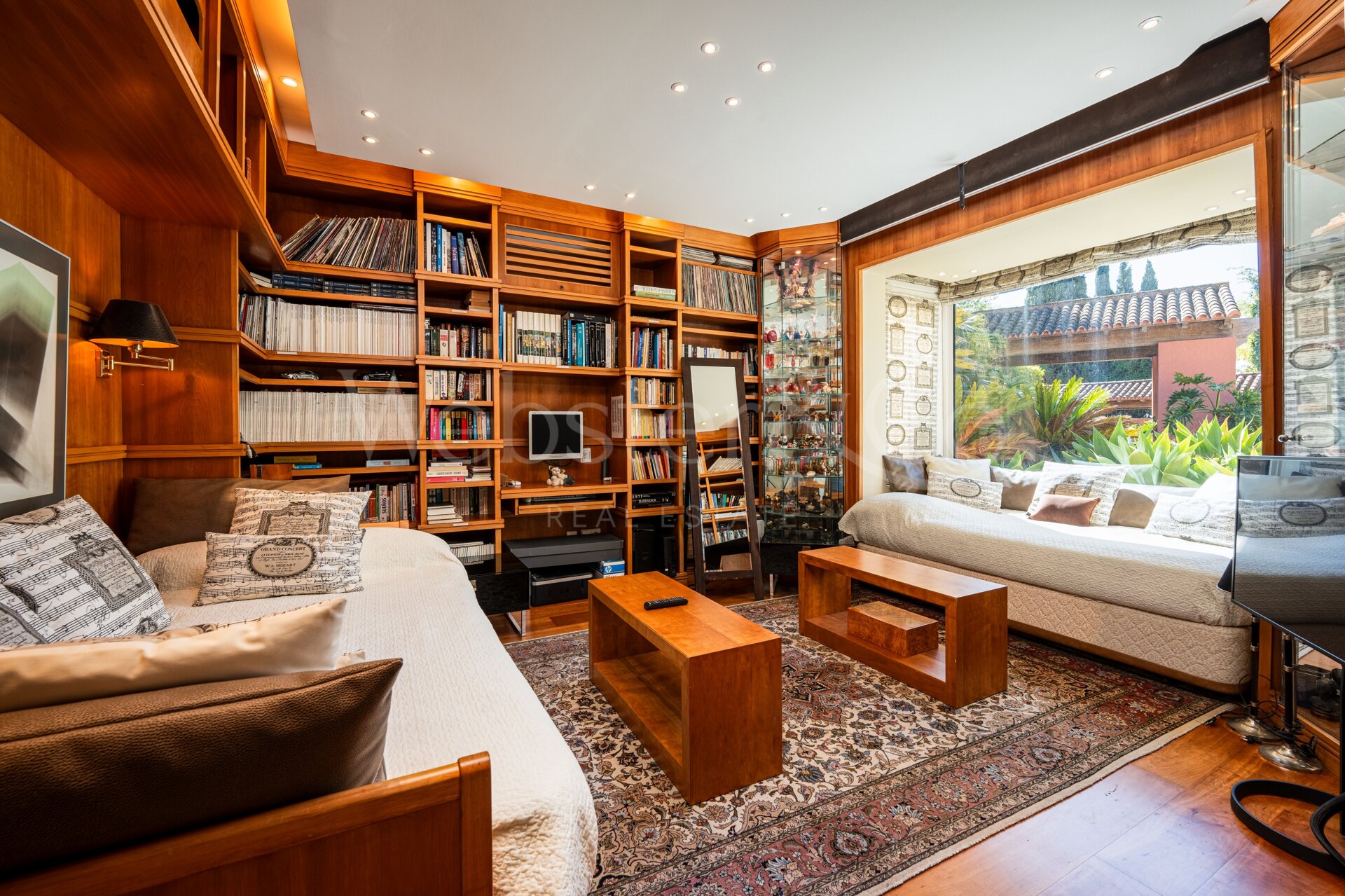 Villa Casares - Palatial Home in Nagüeles, Marbella