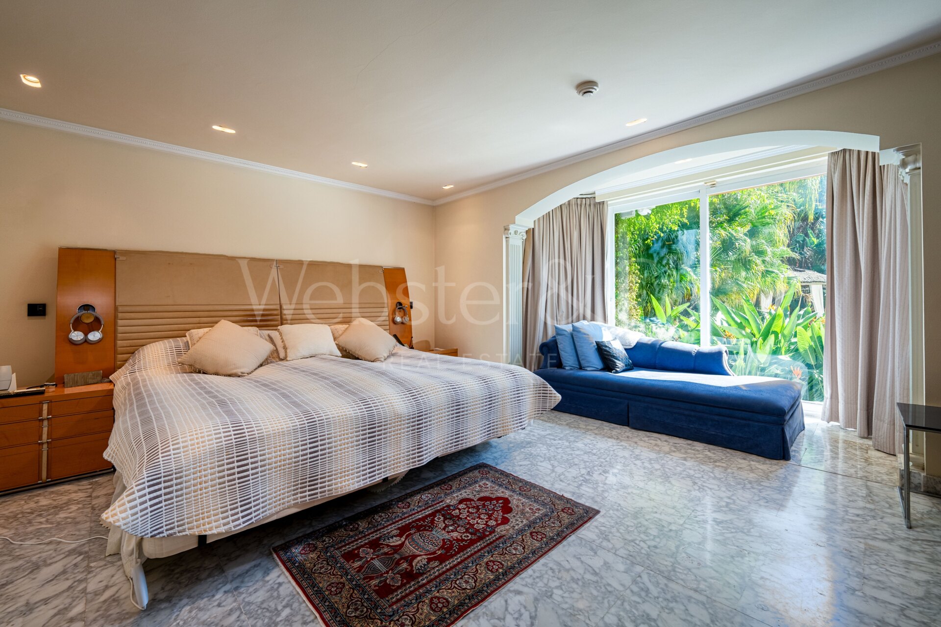 Villa Casares - Palatial Home in Nagüeles, Marbella