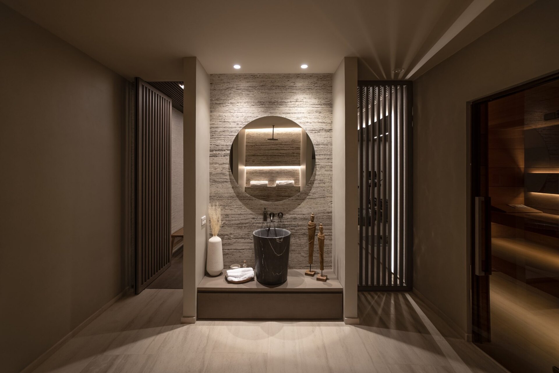 Ultra chic and modern residence flaunts 180º unparalleled views along southern Spanish coastline