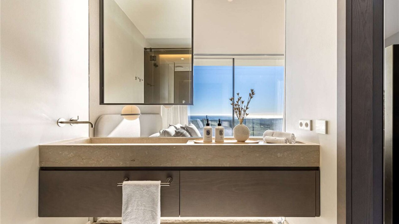 Ultra chic and modern residence flaunts 180º unparalleled views along southern Spanish coastline